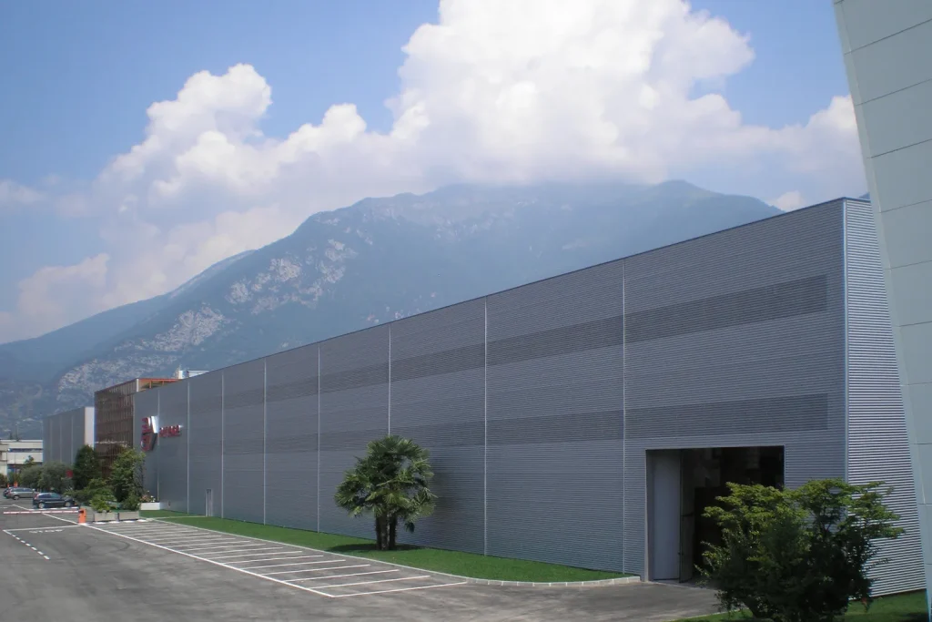 Arcese Trasporti — 160.000 m² · Italia